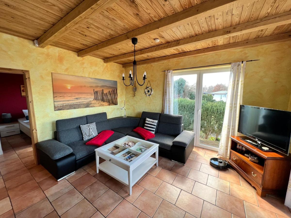 Haus Krabbe Mit Strandkorb Inkl Gohren Bagian luar foto
