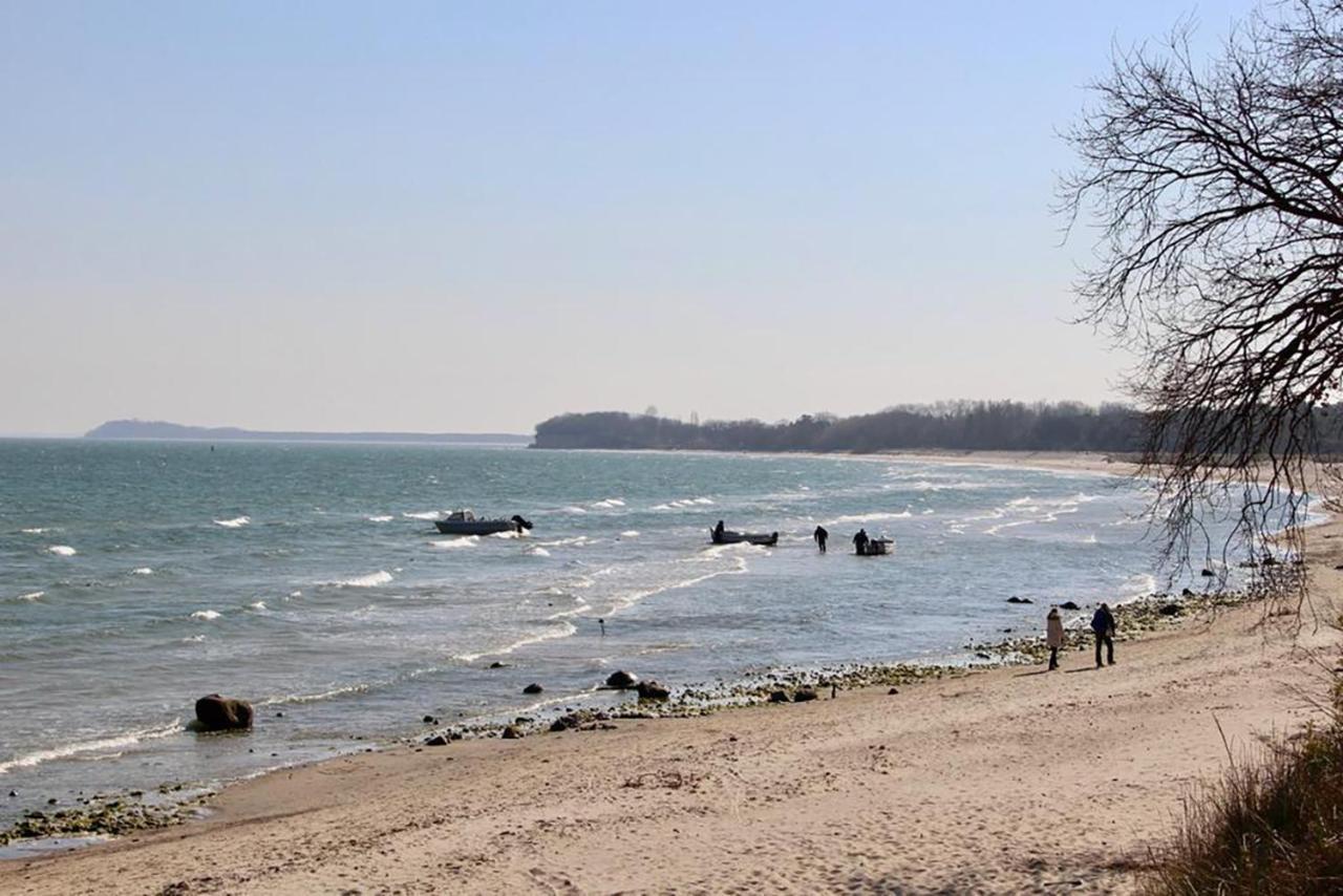 Haus Krabbe Mit Strandkorb Inkl Gohren Bagian luar foto